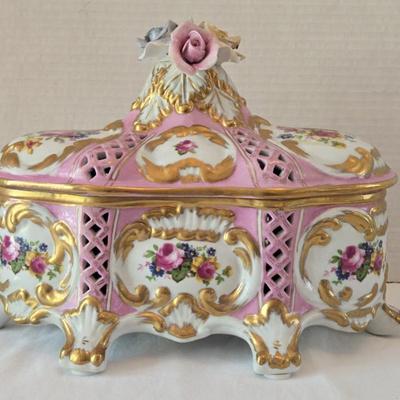 Sorelle Porcelain Floral Lidded Box