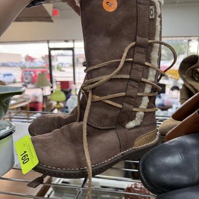 Sale Photo Thumbnail #194
