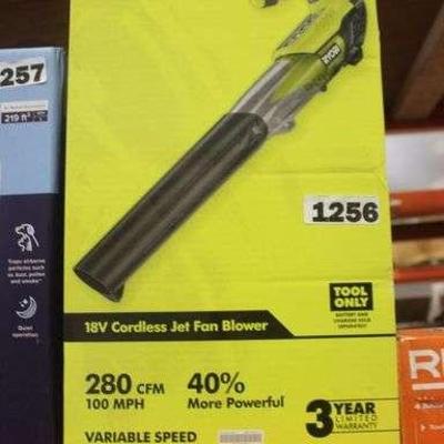 Sale Photo Thumbnail #42