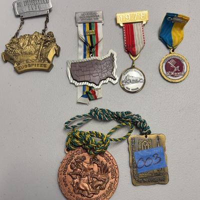 HHC236 - Medals And Medallions