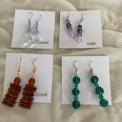 HHC541 - Myrna Lee Chang Crystal, Lucite, Coral, & Jade Beaded Earrings 