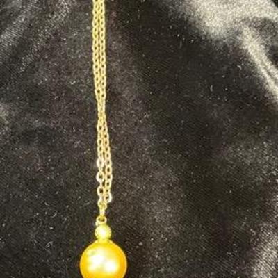 HHC419 - Myrna Lee Chang Golden Freshwater 2-Pearl Necklace 13 1/2”