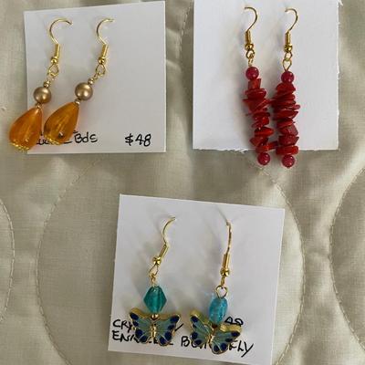 HHC513 - Myrna Lee Chang Red Coral , Gold Lucite, & Blue Butterfly Dangles