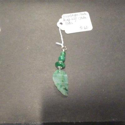 HHC489 Myrna Lee Chang Pendants With Beads Of Various Materials & Natural Stones