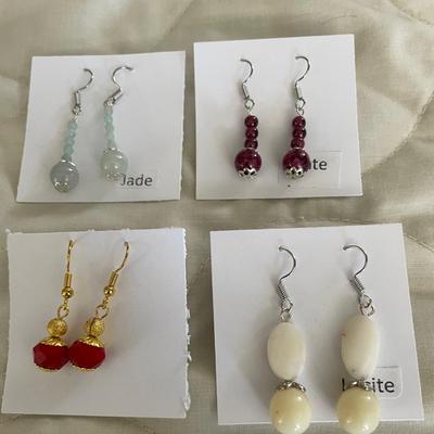 HHC561 - Myrna Lee Chang Jade, Lucite, Agate, & Crystal Beaded Earrings 