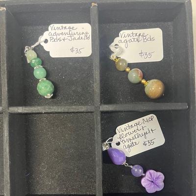 HHC406 Myrna Lee Chang Vintage Amethyst, Jade, And Agate Pendants 
