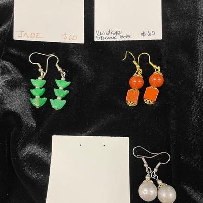 HHC422 - Myrna Lee Chang Freshwater Pearls, Jade, & Vintage Square Bead Earrings 
