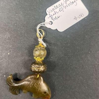 HHC463 Myrna Lee Chang Vintage Carved Jade Fish With Vintage Beads
