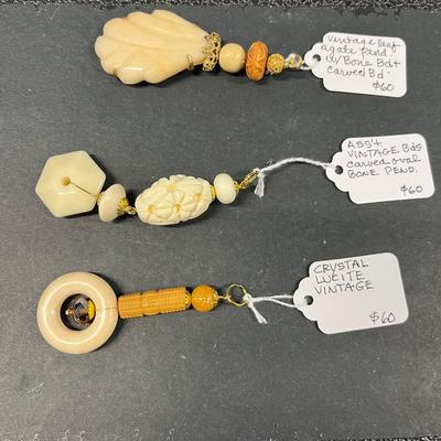 HHC481 3 Myrna Lee Chang Pendants
