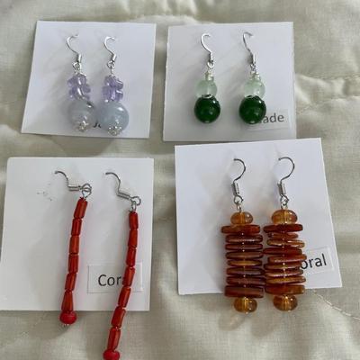 HHC545 - Myrna Lee Chang Jade & Coral Beaded Earrings 