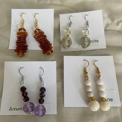 HHC556 - Myrna Lee Chang Coral, Lucite, Amythest, & Bone Beaded Earrings 