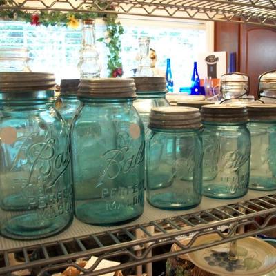  Ball Blue Jars with lids