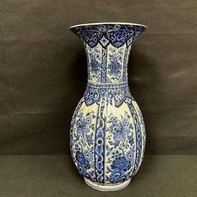 Ardalt Blue Delfla Vase