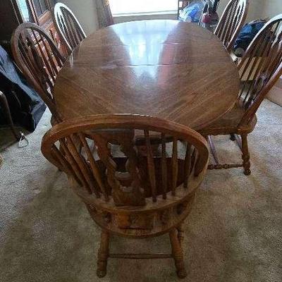 Vintage Dining Table With 5 Chair 