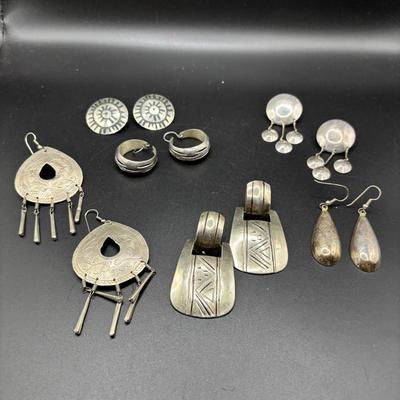Sale Photo Thumbnail #51: Vintage Earrings Silver Tone And One Set 925 Mexico