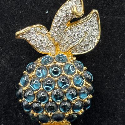 Sale Photo Thumbnail #28: Swarovski Fruit Brooch