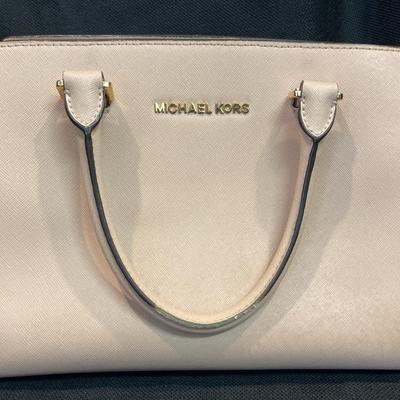 Authenticated Michael Kors Light Pink Satchel Bag
