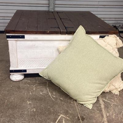 Wystfield Rustic Coffee Table With Accent Pillows 