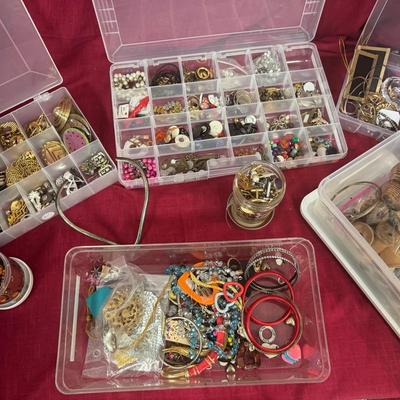Beads, Buttons, Cuff Links & Misc Jewelry