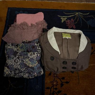 Sale Photo Thumbnail #944
