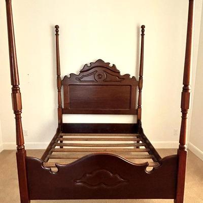 Antique Mahogany Full Size Rice Carved Poster Bed
