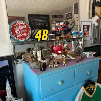Sale Photo Thumbnail #543