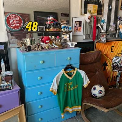 Sale Photo Thumbnail #572