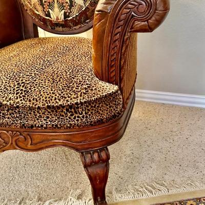 Sale Photo Thumbnail #573