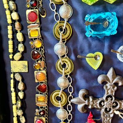 Sale Photo Thumbnail #302