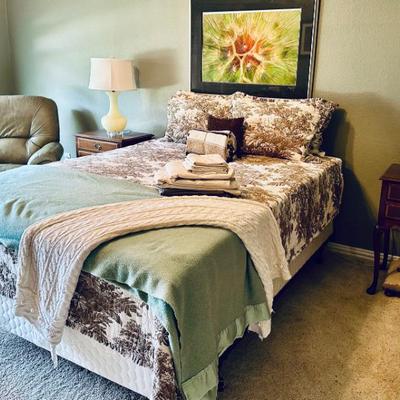 Sale Photo Thumbnail #71