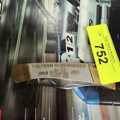 Sale Photo Thumbnail #301