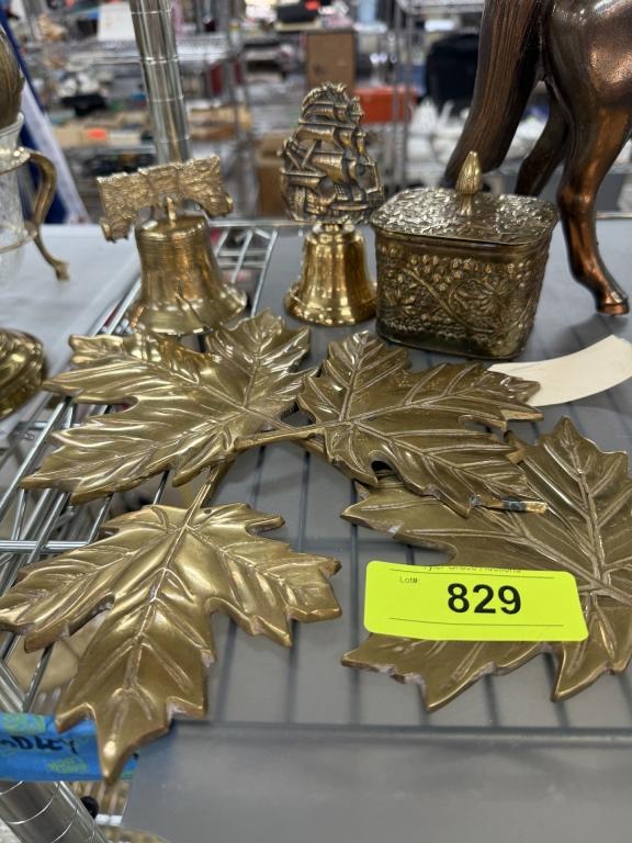 Sale Photo Thumbnail #378