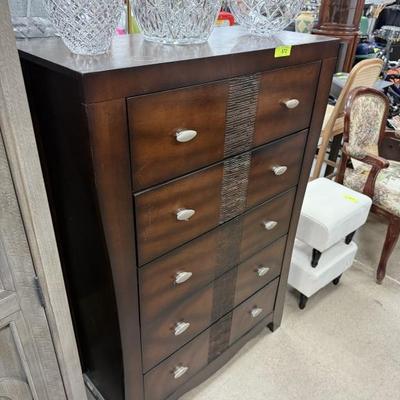 Sale Photo Thumbnail #206