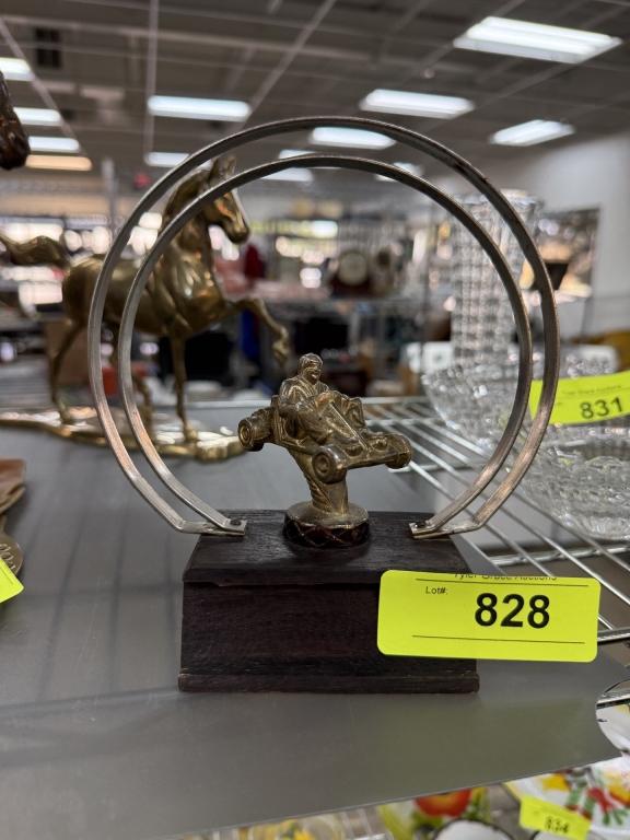 Sale Photo Thumbnail #377
