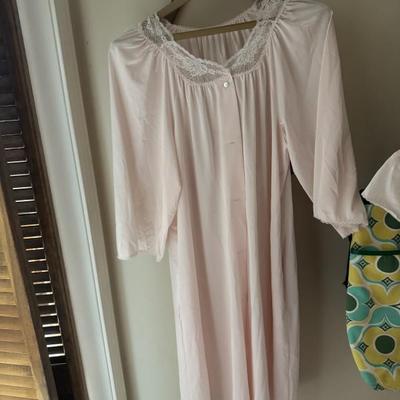 Sale Photo Thumbnail #239