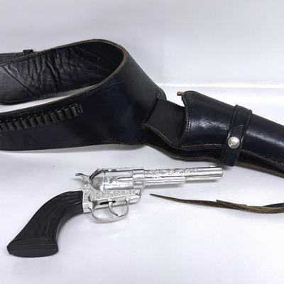 Western Toy Gun & Belt 