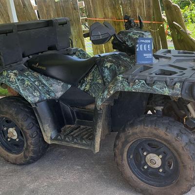 2009 Polaris Sportsman XP 850 ATV with Lock & Ride Storage and Trailer Hitch