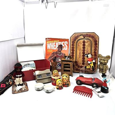  Lot of Vintage Children's Items Including Mickey Mouse, View Finder & Russian Nesting Dolls
