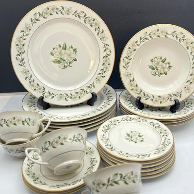 Tru-Tone Princess China Set - "Bridal Wreath” pattern