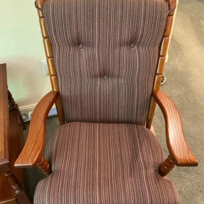 Towne Square Glider Rocker With Hardwood Magazine Rack 
