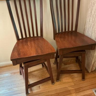 Amish Made Cherry Malibu Swivel Bar Chairs 