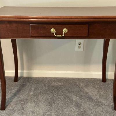 Cherry Finish Expandable Table