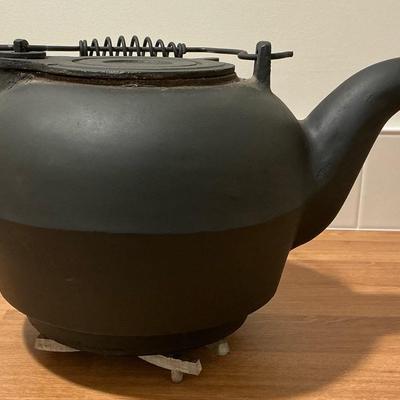 Minuteman Cast  Iron Hot Water Kettle