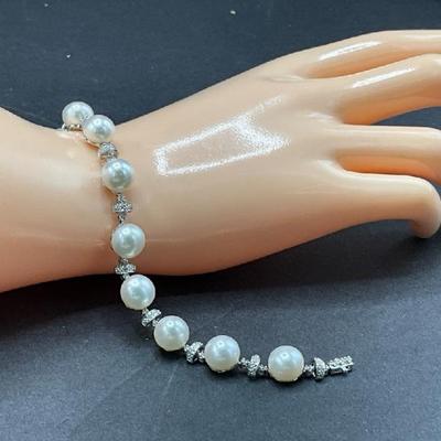 Sale Photo Thumbnail #932