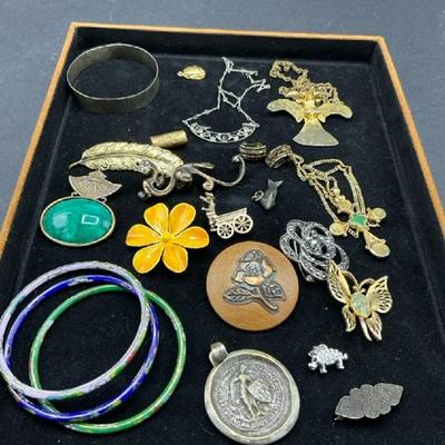 Sale Photo Thumbnail #302