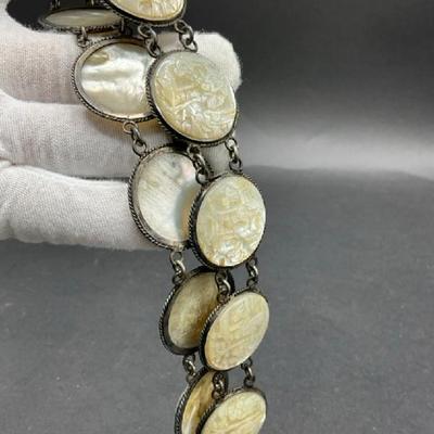 Sale Photo Thumbnail #130