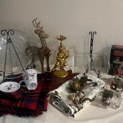 Holiday Table & Decor Bundle – Glass Serveware, Festive Linens, Reindeer & More