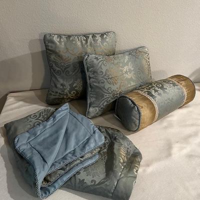 Elegant Bedding & Comfort Collection