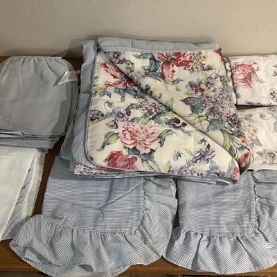 Full Size Floral & Stripe Bedding Set – Comforter, Shams, Sheets & Skirt