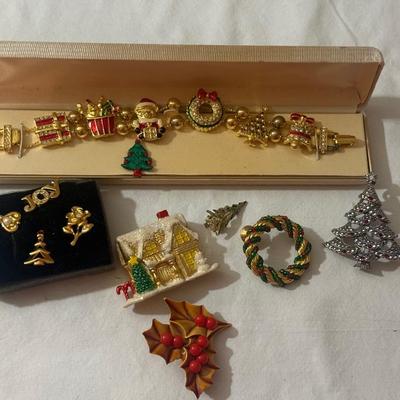 Vintage Christmas Jewelry Lot – Pins, Earrings & Charm Bracelet